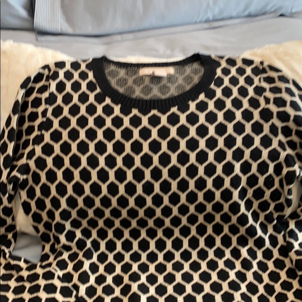 Banana Republic Crew Neck Sweater - Picture 2 of 4